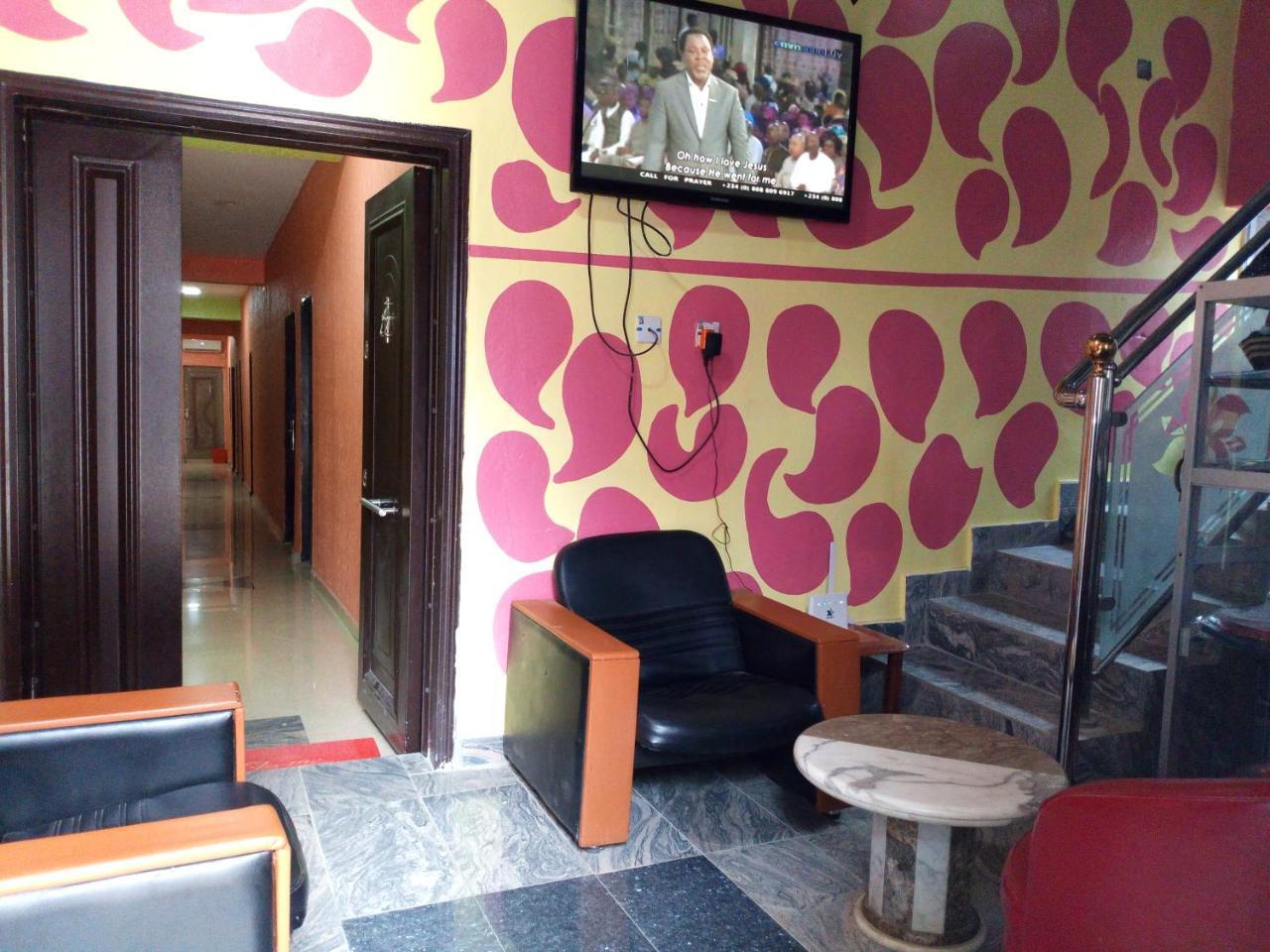 Prince Bella Hotel Ikotun Exterior photo